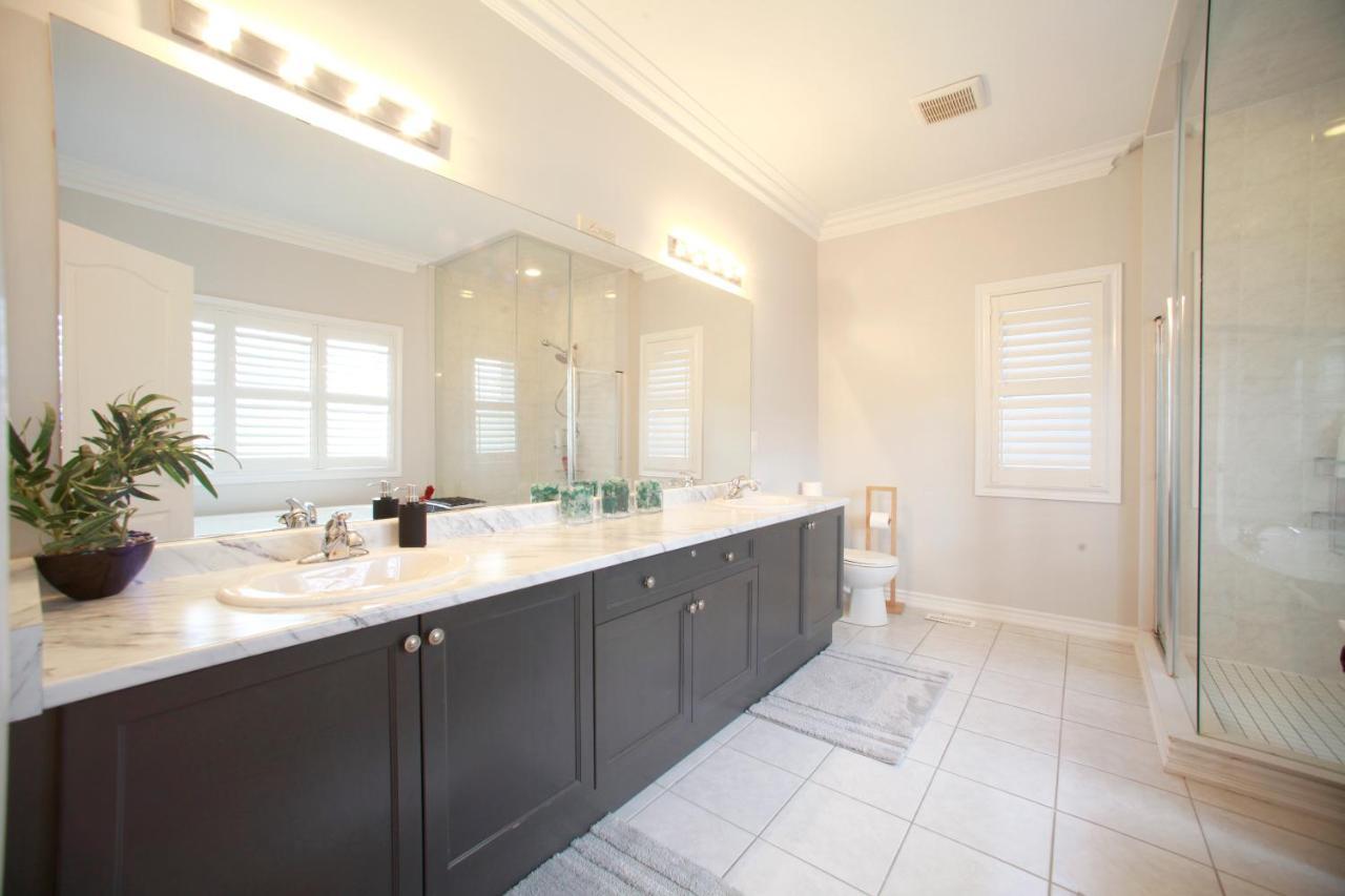 ג'ורג'טאון Beautiful 4 Bedroom Upper Unit Of Home, No Shared Spaces מראה חיצוני תמונה