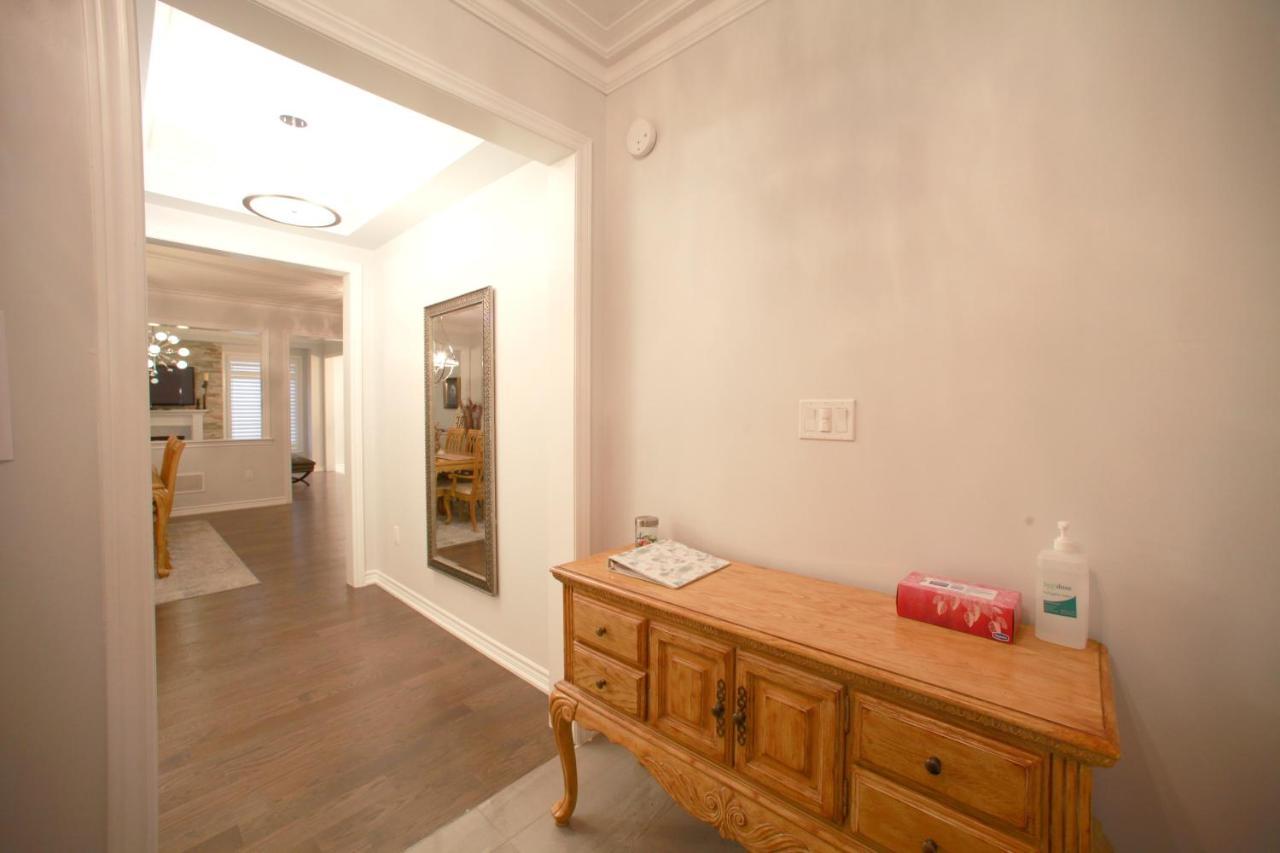ג'ורג'טאון Beautiful 4 Bedroom Upper Unit Of Home, No Shared Spaces מראה חיצוני תמונה